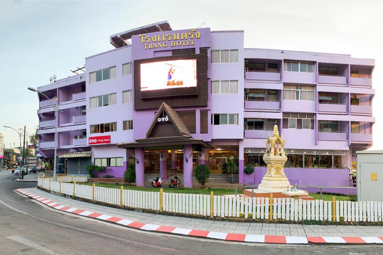 Oyo 565 Trang Hotel Exteriér fotografie