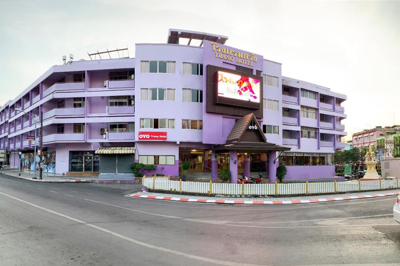 Oyo 565 Trang Hotel Exteriér fotografie